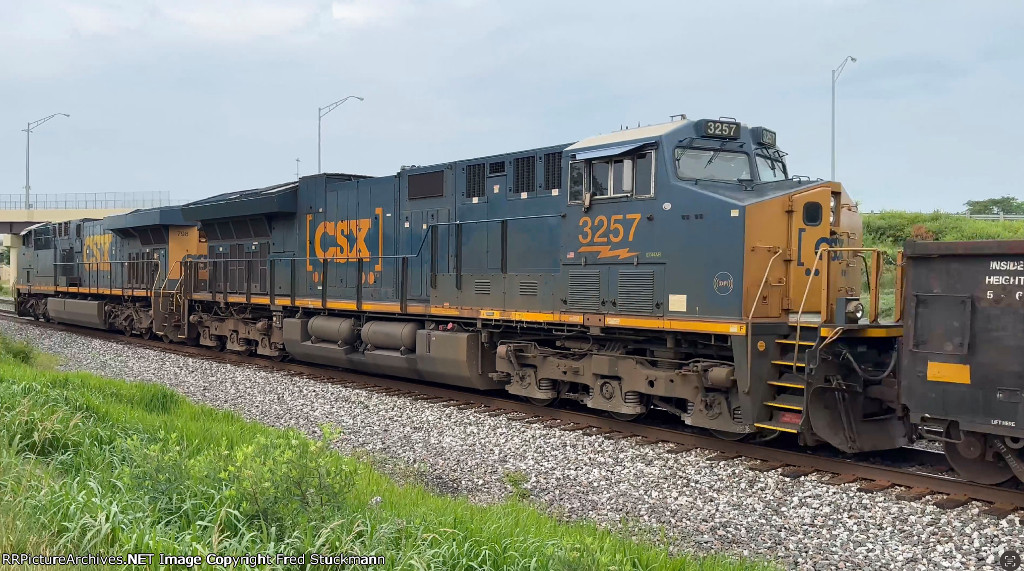 CSX 3257